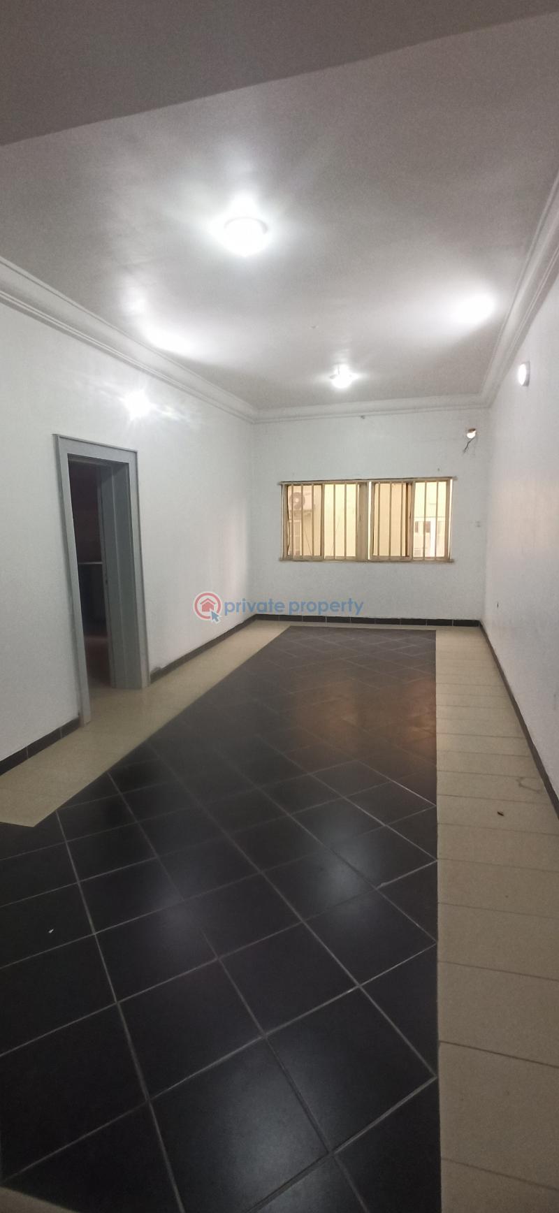 3 bedroom Block Of Flats For Rent Wuse II Abuja Phase 1  - 2