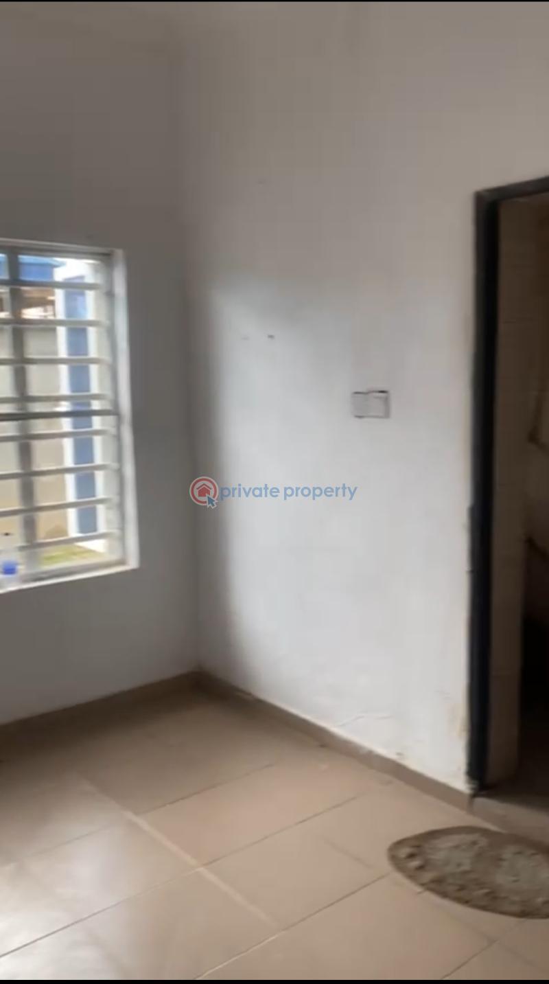 2 bedroom Block Of Flats For Rent Sangotedo Lagos - 4