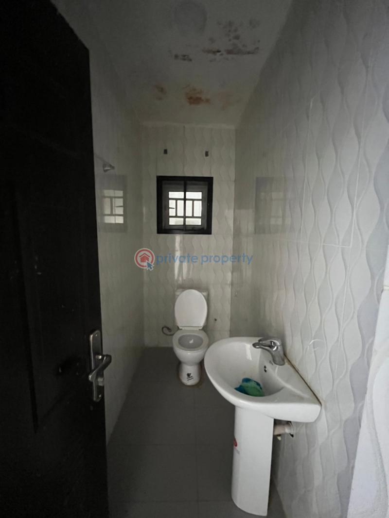 3 bedroom Flat & Apartment For Rent Guzape Main Guzape Abuja Phase 1  - 3