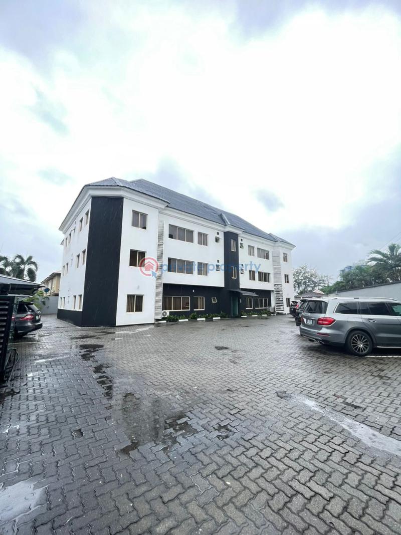 3 bedroom Flat & Apartment For Rent Lekki Phase 1 Lagos - 0