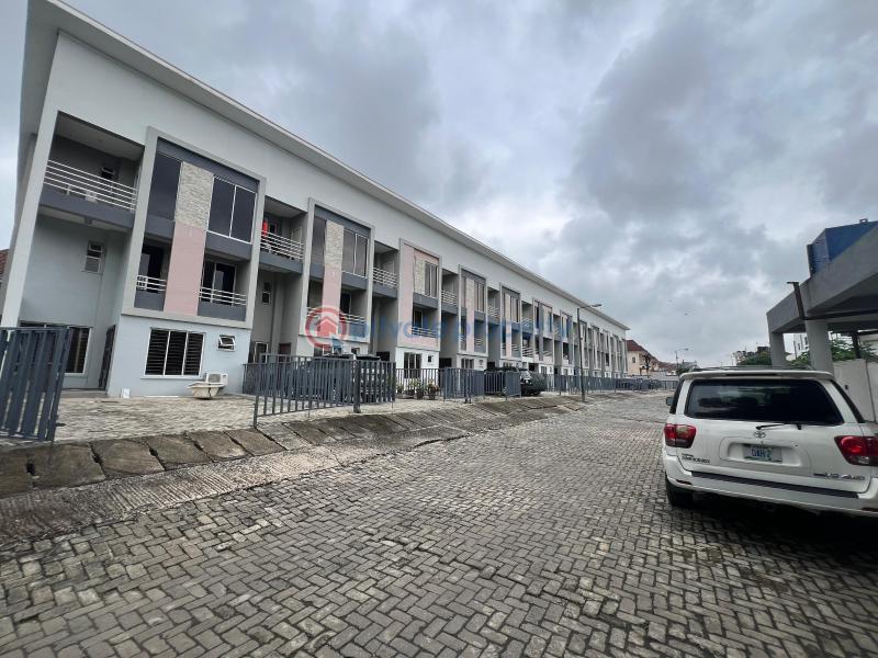 4 bedroom Terrace For Sale Lekki Phase 1 Lagos - 4