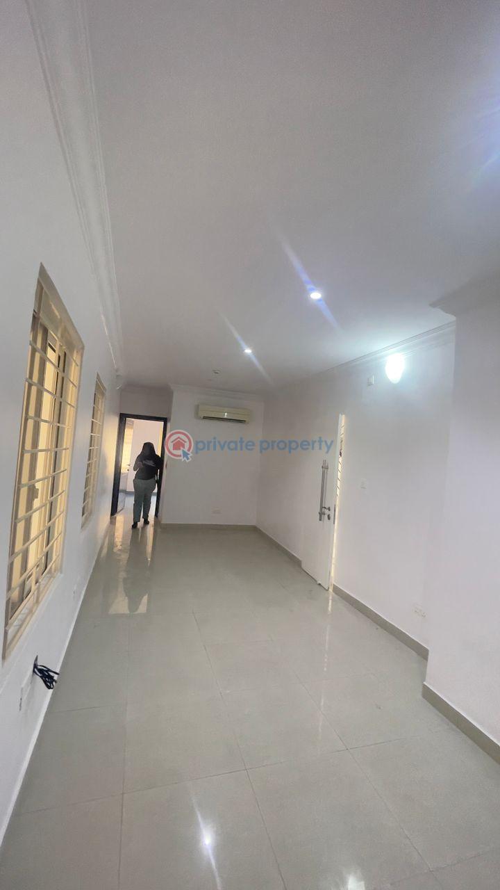 1 bedroom Shared Apartment For Rent Oniru Victoria Island Lagos - 9