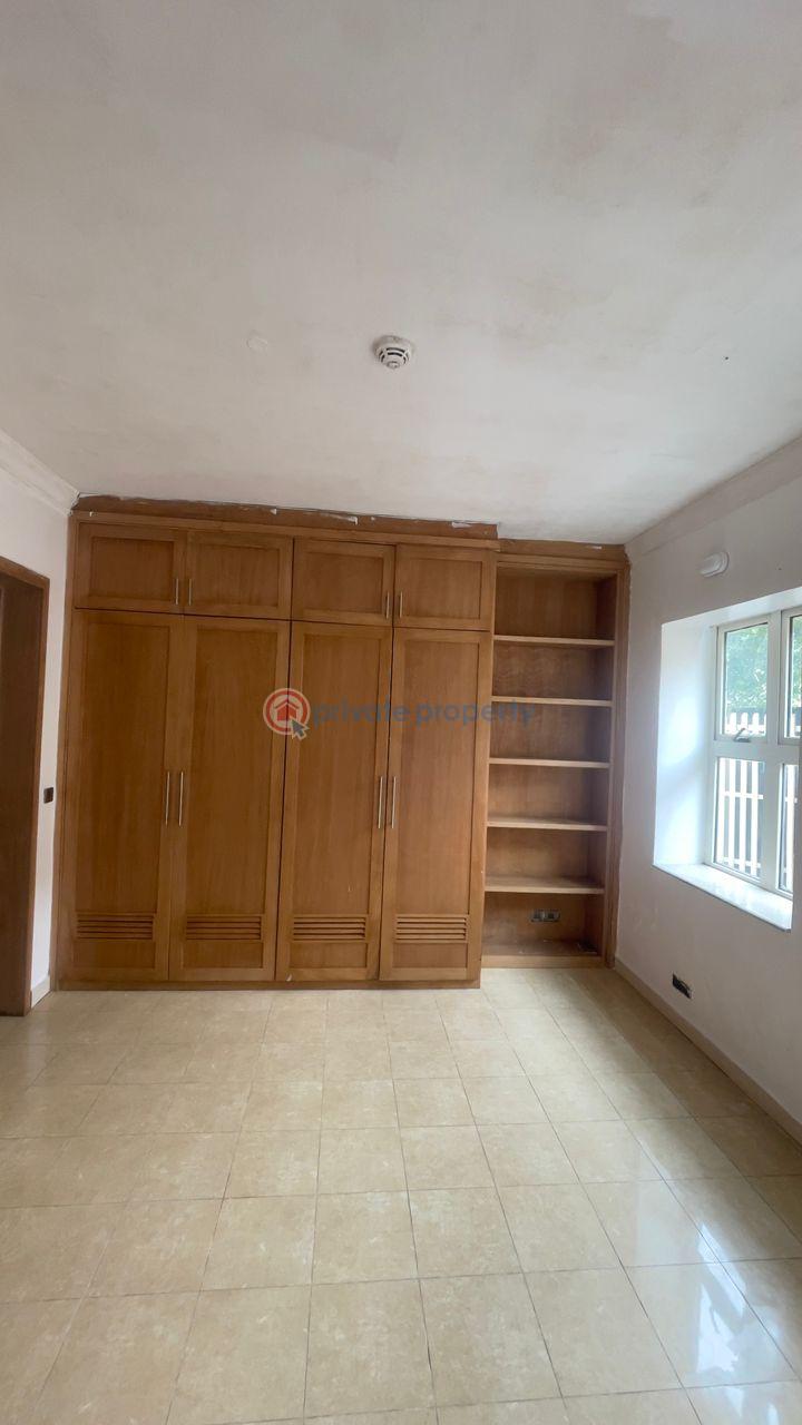 2 bedroom Shared Apartment For Rent Oniru Victoria Island Lagos - 2