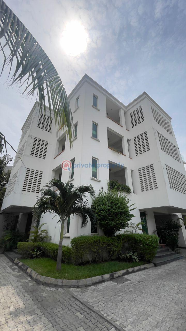 2 bedroom Shared Apartment For Rent Oniru Victoria Island Lagos - 0
