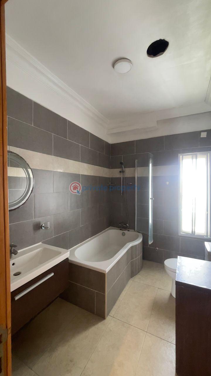 2 bedroom Shared Apartment For Rent Oniru Victoria Island Lagos - 15