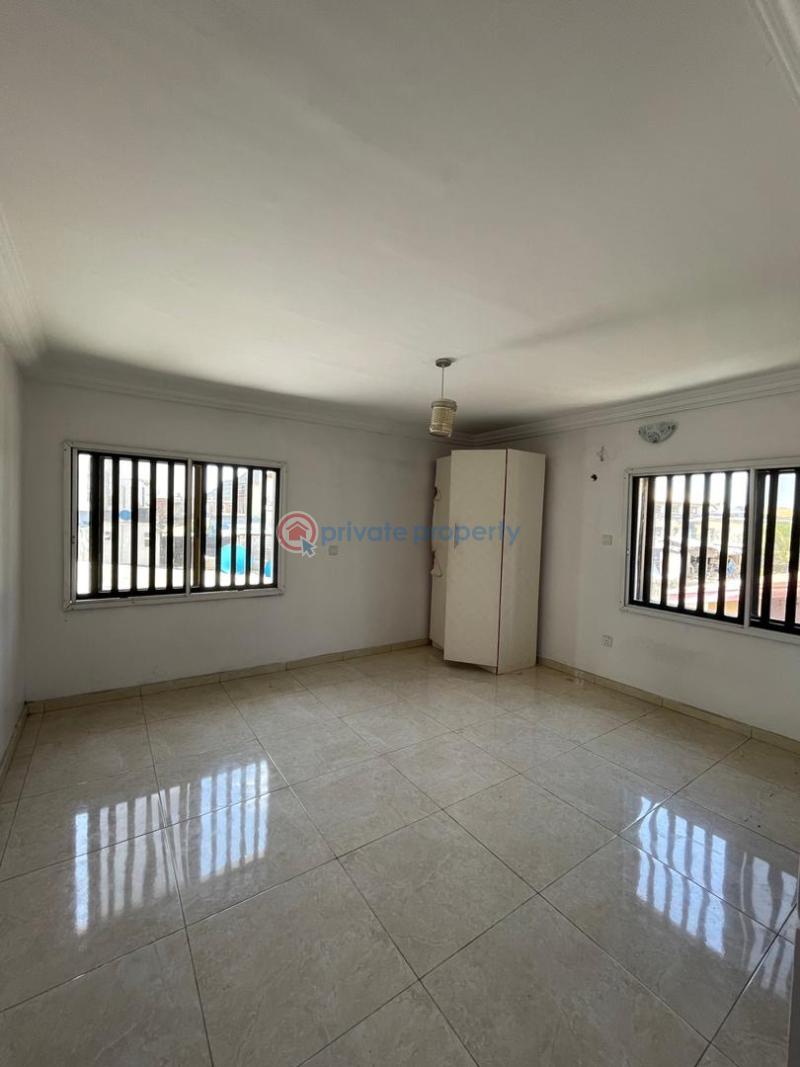 3 bedroom Block Of Flats For Rent Ologolo Lekki Lagos - 2