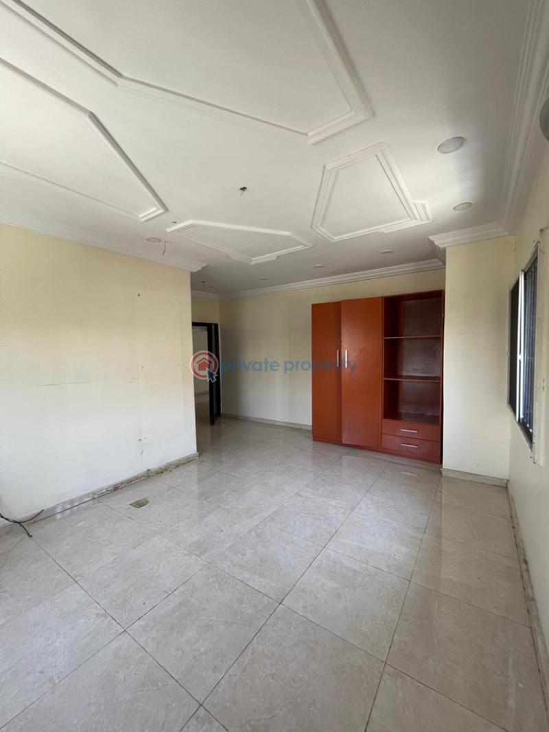 3 bedroom Block Of Flats For Rent Ologolo Lekki Lagos - 3