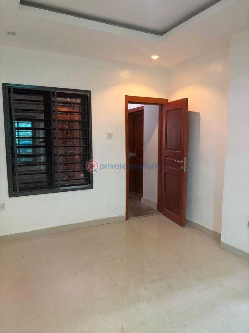 4 bedroom Shared Apartment For Rent Banana Island Ikoyi Lagos - 11