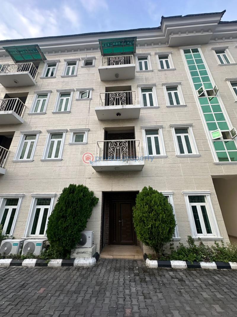 4 bedroom Shared Apartment For Rent Ikoyi Lagos - 0