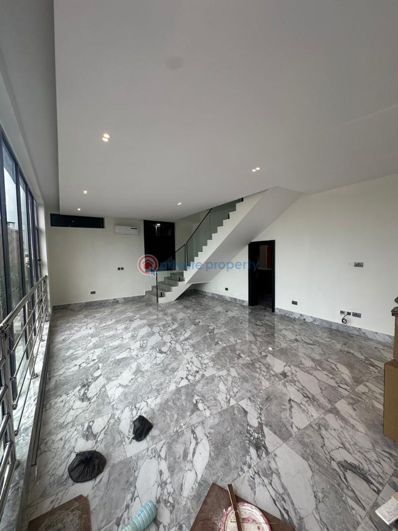 3 bedroom Maisonette For Rent Ikoyi Lagos
