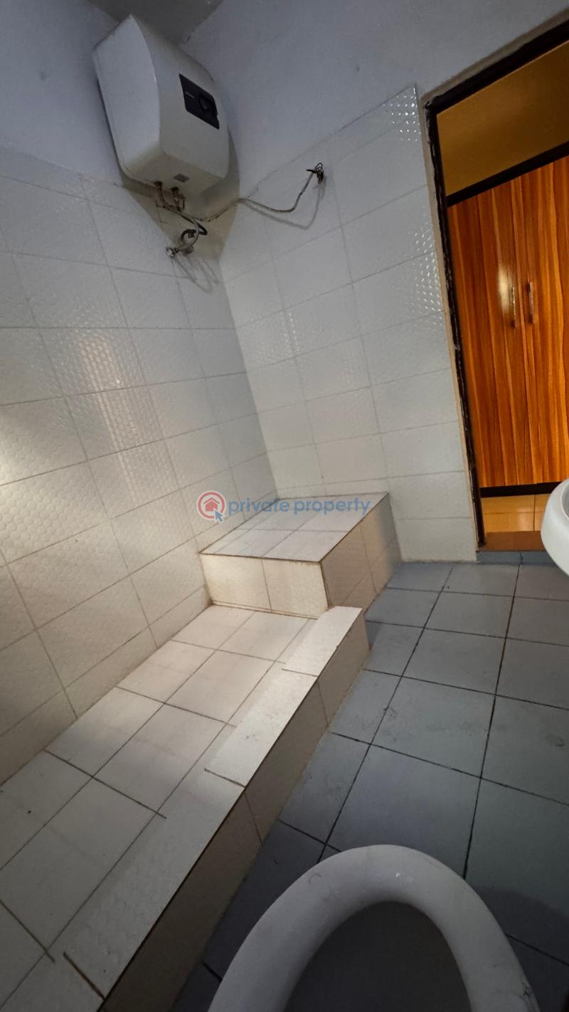3 bedroom Block Of Flats For Rent Utako Police Station/ Nnpc Hospital Utako Abuja Phase 2  - 5