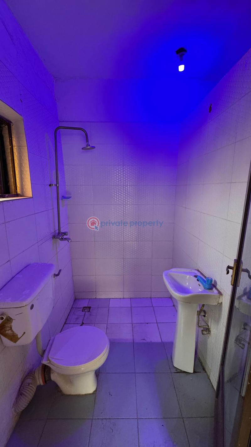 3 bedroom Block Of Flats For Rent Utako Police Station/ Nnpc Hospital Utako Abuja Phase 2  - 6
