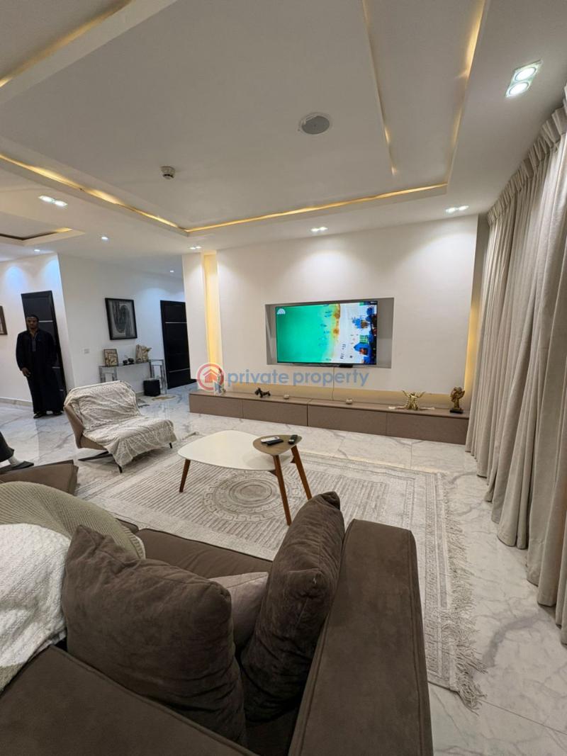 3 bedroom Shared Apartment For Rent Banana Island Ikoyi Lagos - 1