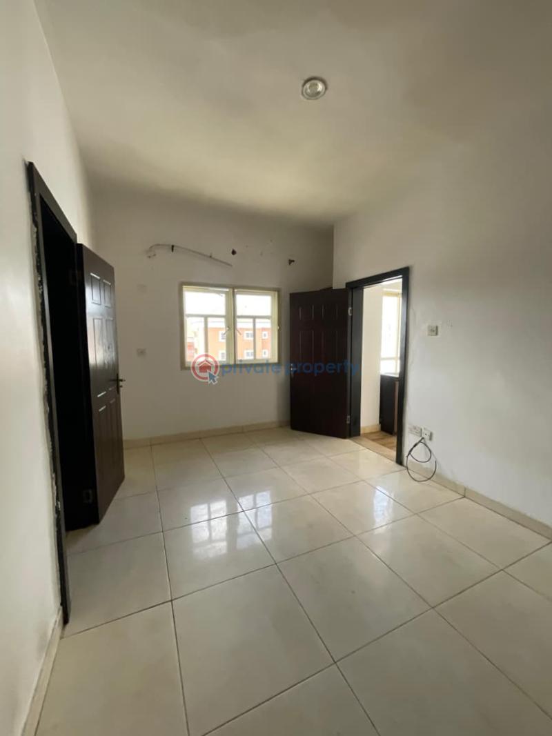 1 bedroom Mini Flat For Rent Canal West Estate Osapa Lekki Lagos - 4