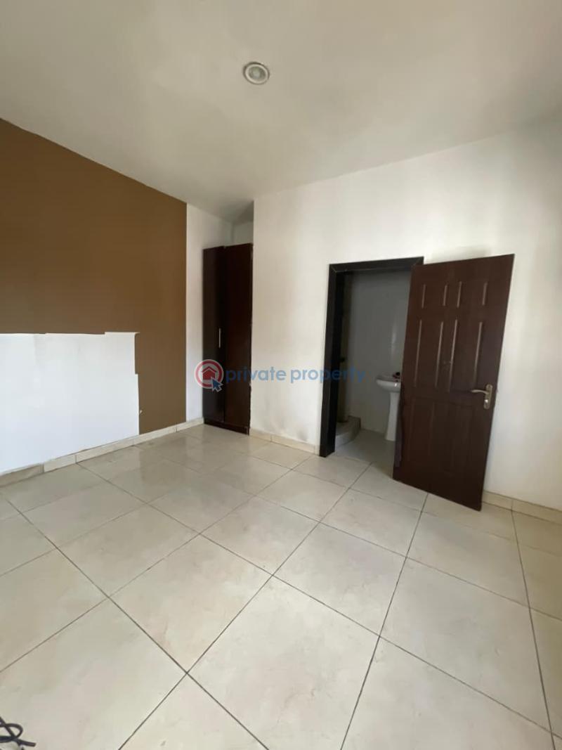 1 bedroom Mini Flat For Rent Canal West Estate Osapa Lekki Lagos - 6