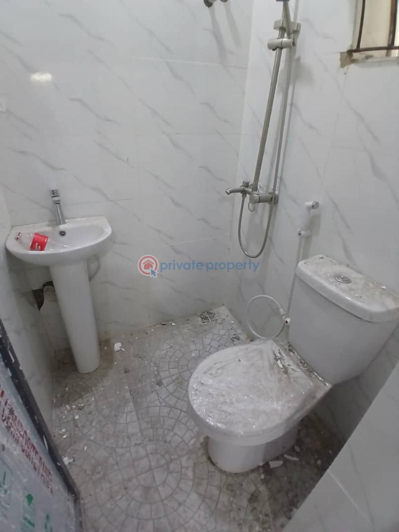 1 bedroom Mini Flat For Rent Seaside Estate Badore Ajah Lagos - 3