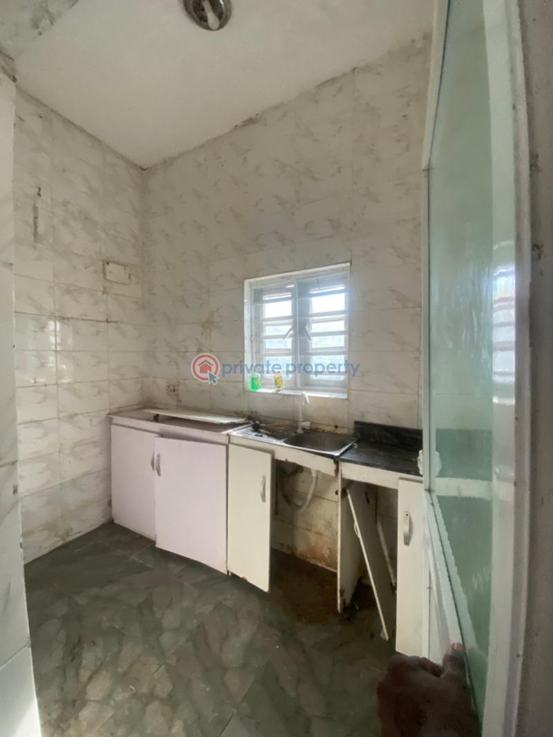 1 bedroom Mini Flat For Rent Opp Shoprite Ologolo Lekki Lagos - 5