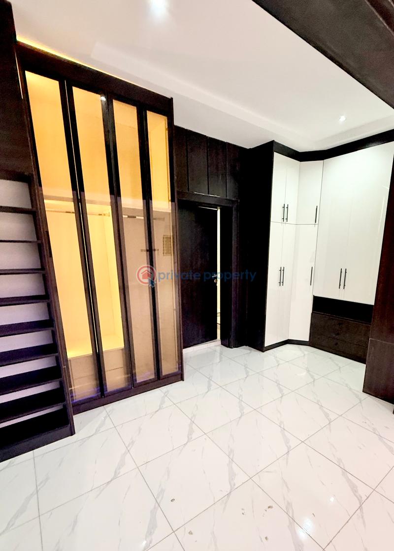 7 bedroom Duplex For Sale Efab Metropolis Gwarimpa Abuja Phase 3  - 17