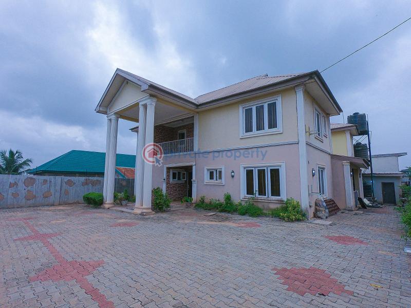 6 bedroom Duplex For Sale Makogi, Unity Estate Magboro Lagos Extension Ogun - 1