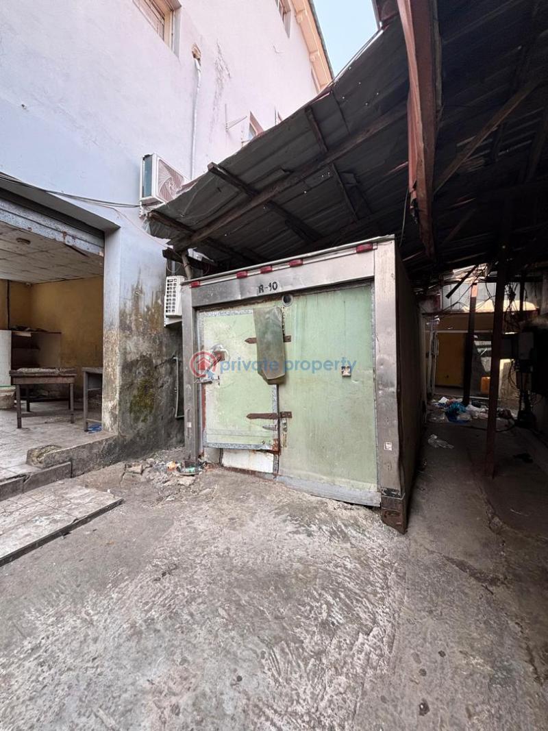Shop For Rent Sangotedo Ajah Lagos - 0