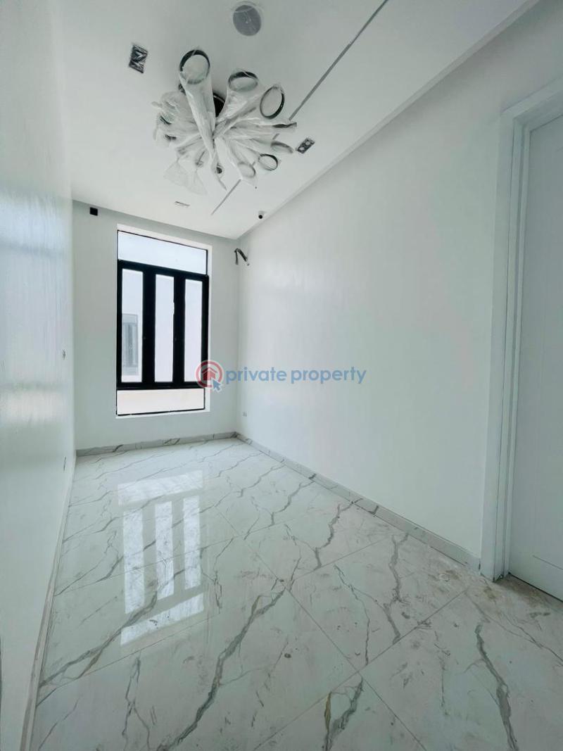 4 bedroom Duplex For Sale 2nd Toll Gate Along Lekki Expressway Lagos - 5