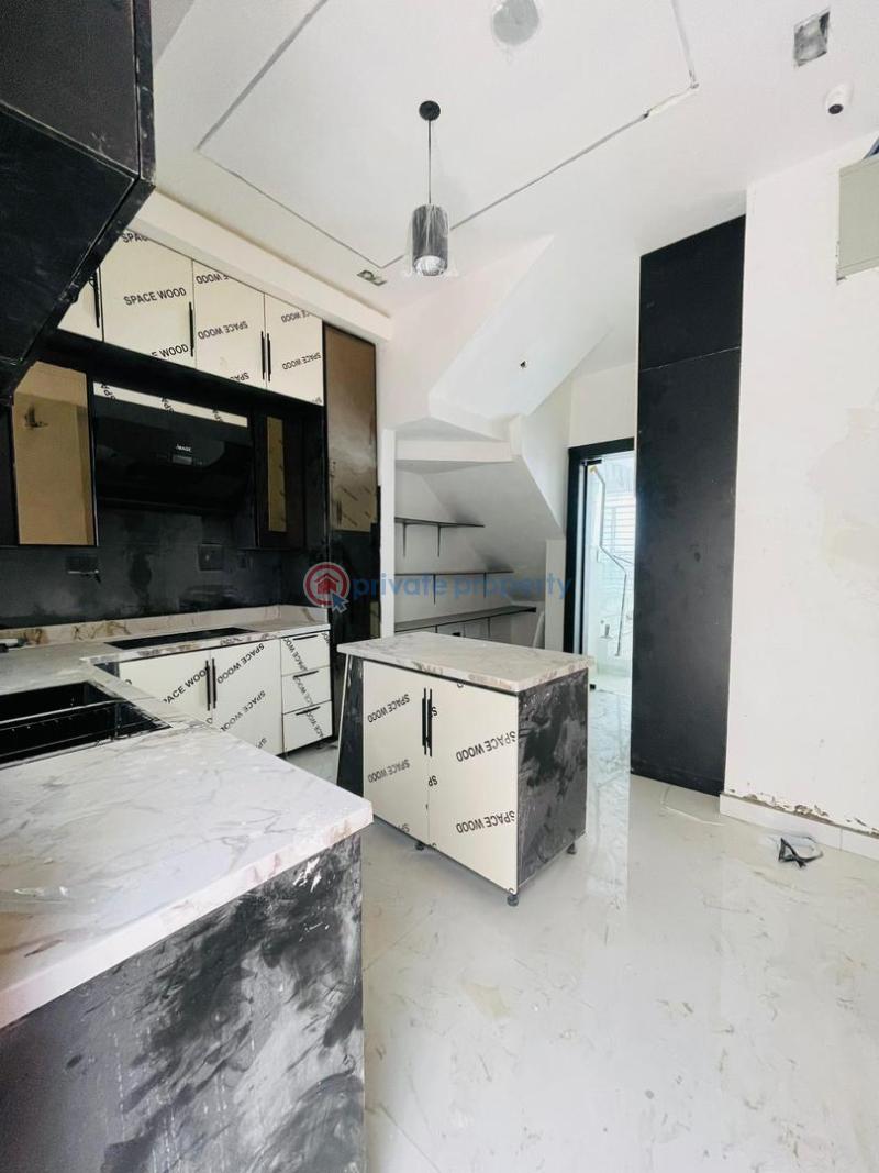 4 bedroom Duplex For Sale 2nd Toll Gate Along Lekki Expressway Lagos - 3