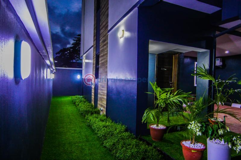 Colorful & unique 4 bedroom apartment with ps 5 - 41 4 bedroom Terraced Duplex Short let Reni Fani Kayode Ikeja GRA Lagos - 41