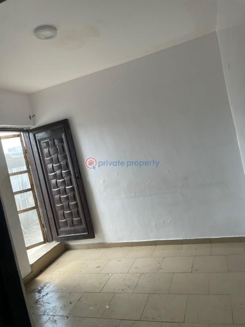 1 bedroom Mini Flat For Rent Off Agboyi Alapere Alapere Kosofe/Ikosi Lagos - 1
