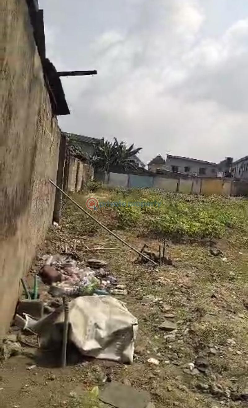 Commercial Land For Sale Idimu Egbeda Road, By Pipe Line Bus Stop, Idimu Egbe/Idimu Lagos - 1