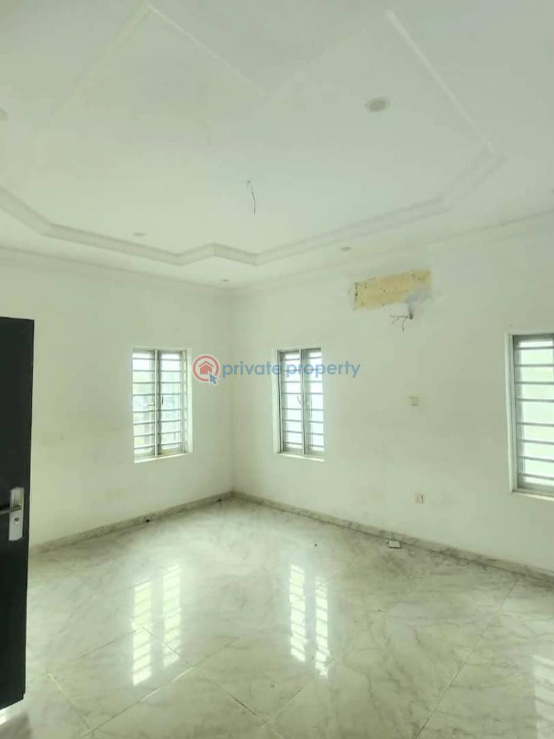 4 bedroom Office For Rent Ologolo Lekki Lagos - 2
