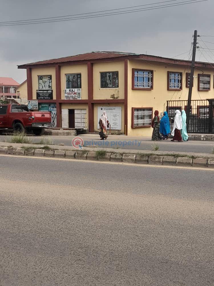 Commercial Property For Sale Directly Facing Eleyele, Jericho Road, Ibadan Idishin Ibadan Oyo