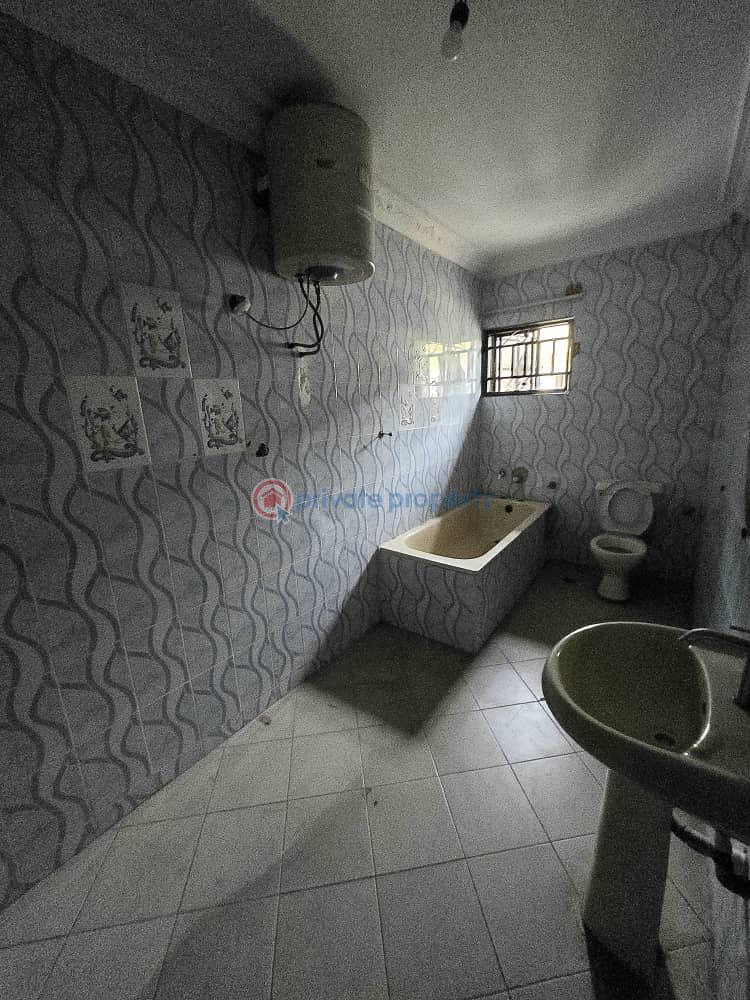 Commercial 5 bedroom detached house - 14 5 bedroom Office For Rent Lekki Phase 1 Lagos - 14