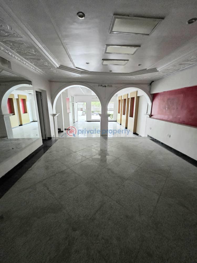 Commercial 5 bedroom detached house - 4 5 bedroom Office For Rent Lekki Phase 1 Lagos - 4