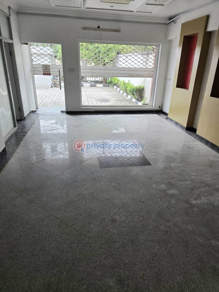 Commercial 5 bedroom detached house - 3 5 bedroom Office For Rent Lekki Phase 1 Lagos - 3
