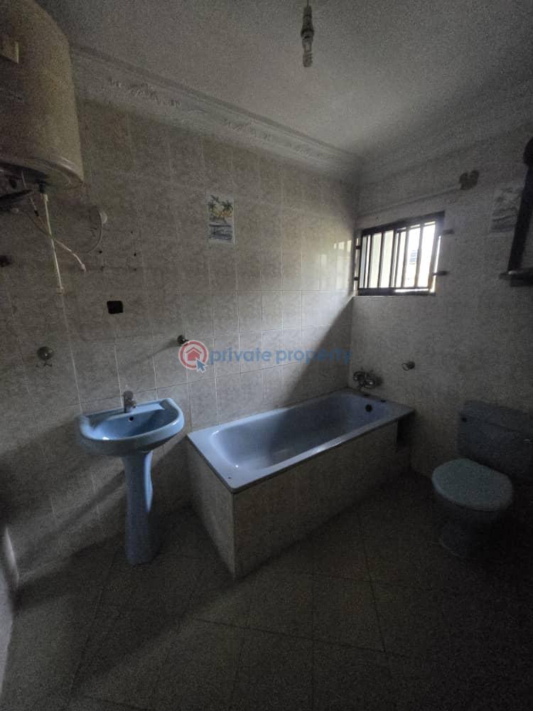 Commercial 5 bedroom detached house - 10 5 bedroom Office For Rent Lekki Phase 1 Lagos - 10