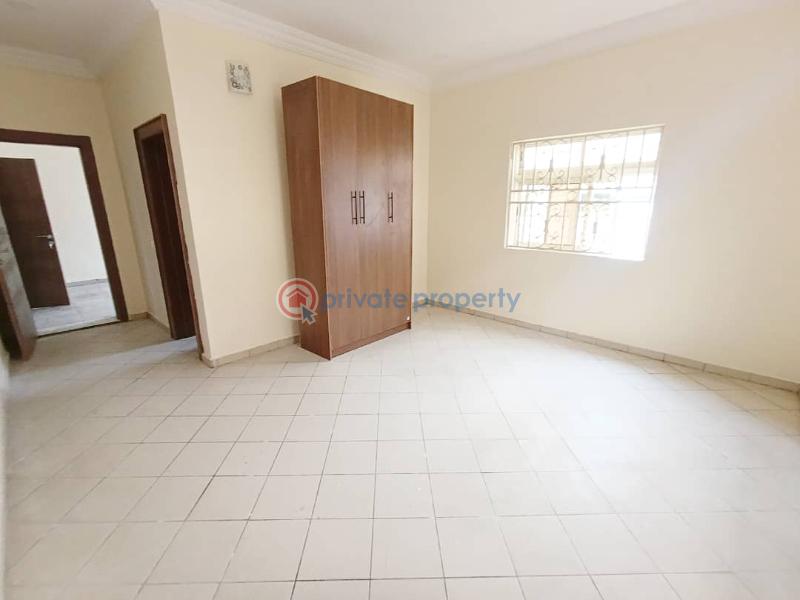 Commercial 5 bedroom fully detached house - 5 5 bedroom Office For Rent Lekki Phase 1 Lagos - 5