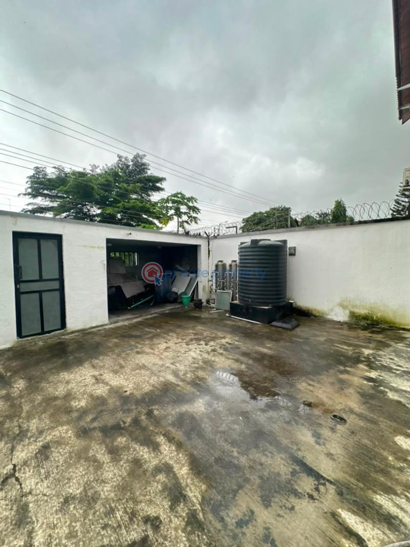 5 bedroom Commercial Property For Rent Lekki Phase 1 Lagos - 31