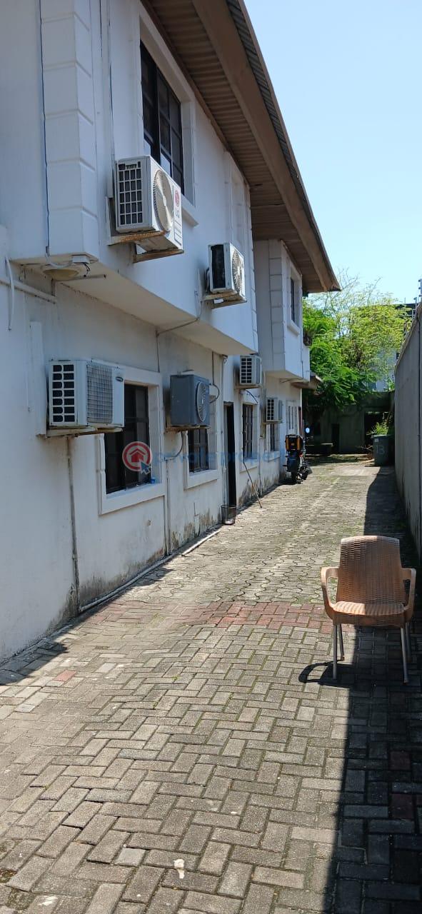 5 bedroom Commercial Property For Rent Lekki Phase 1 Lagos - 9