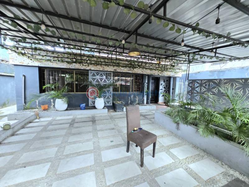 Commercial 5 bedroom space - 2 5 bedroom Office For Rent Falomo  Ikoyi Lagos - 2