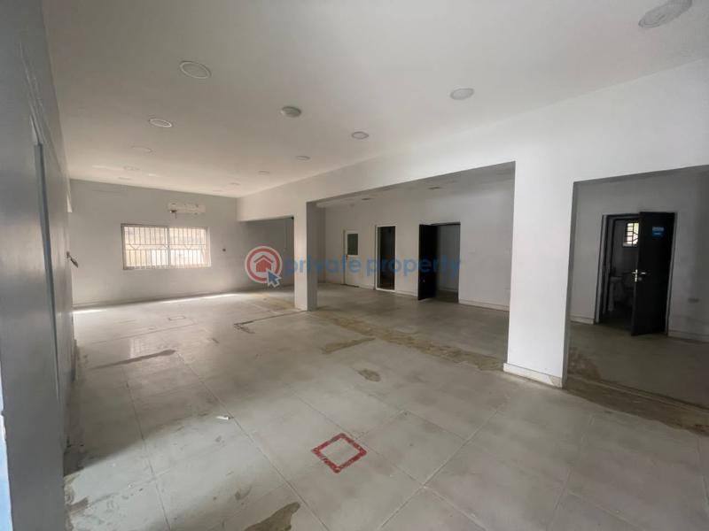 5 bedroom Detached Bungalow For Rent Off Admiralty Way Lekki Phase 1 Lagos - 10