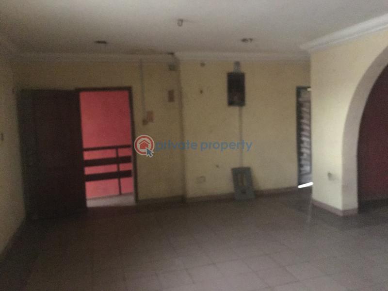 5 bedroom Office For Rent Ogunussi Road Omole Phase 1 Ojodu Lagos - 7