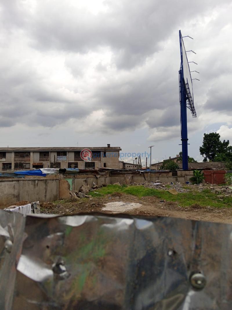 Office For Sale Mobolaji Bank Anthony Ikeja Lagos - 3