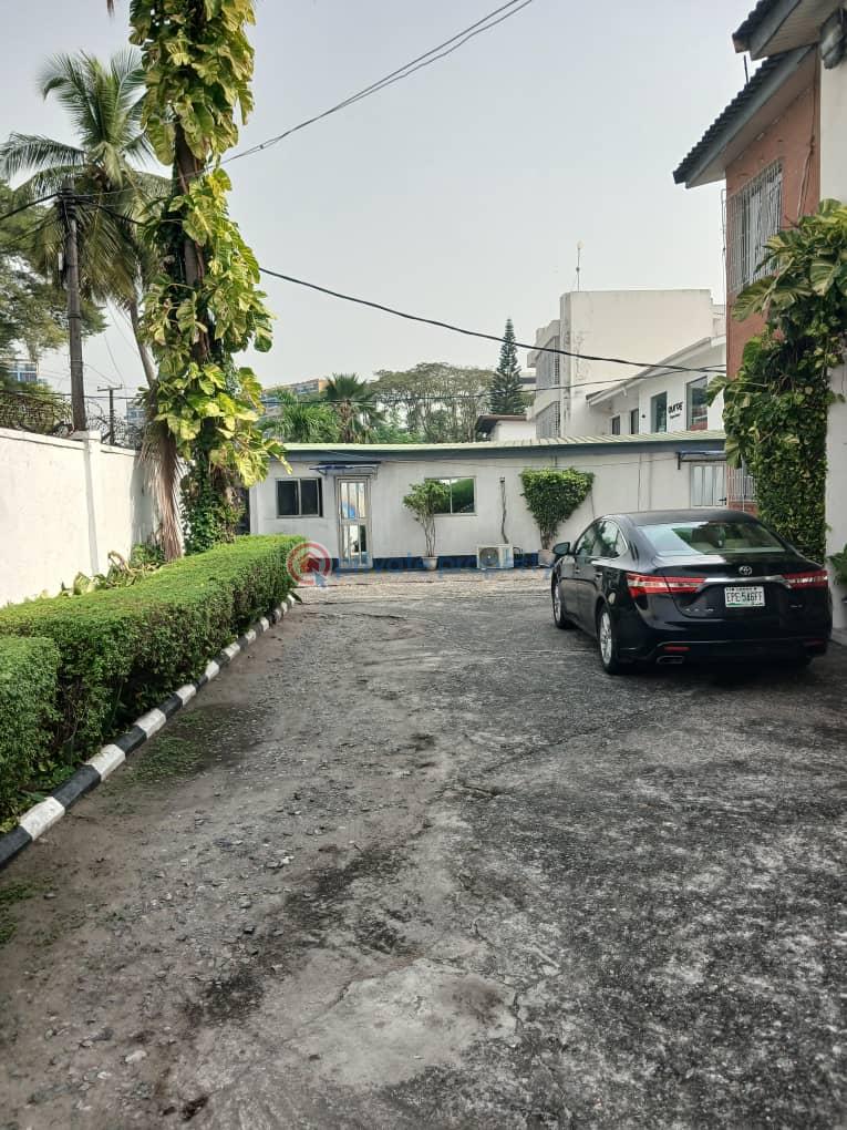 Commercial Property For Rent Victoria Island Lagos - 4