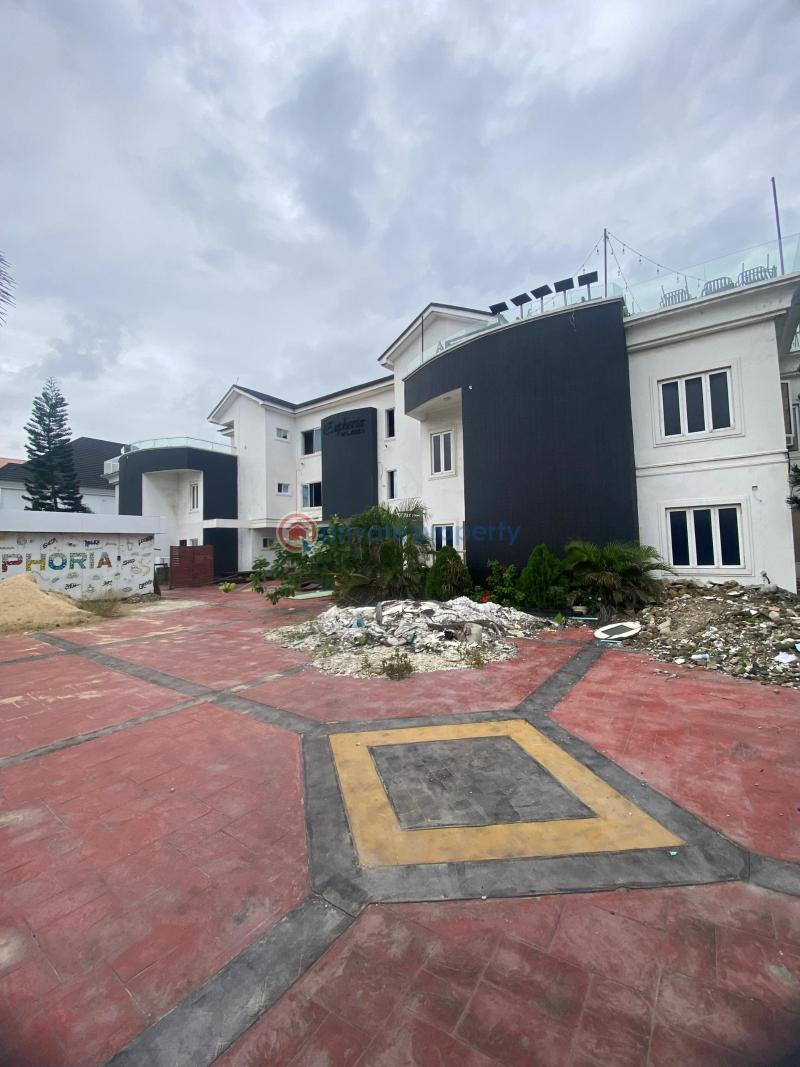 Commercial Property For Rent Oniru Victoria Island Lagos - 16