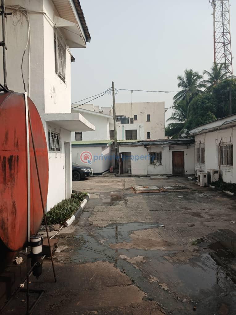Commercial Property For Rent Victoria Island Lagos - 11