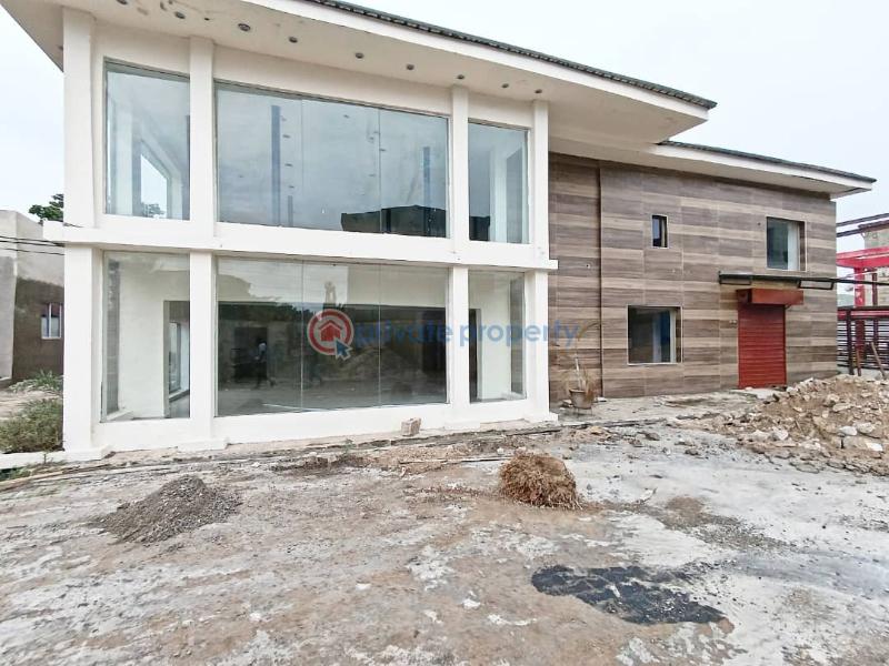 Commercial building on 2 floors - 6 1 bedroom Shop For Rent Victoria Island Lagos - 6