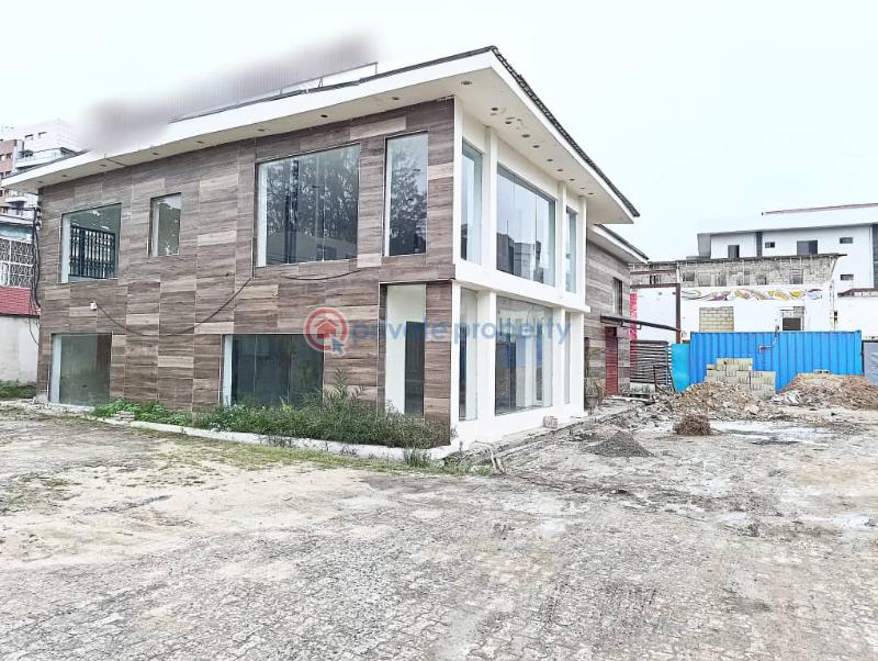 Commercial building on 2 floors - 3 1 bedroom Shop For Rent Victoria Island Lagos - 3