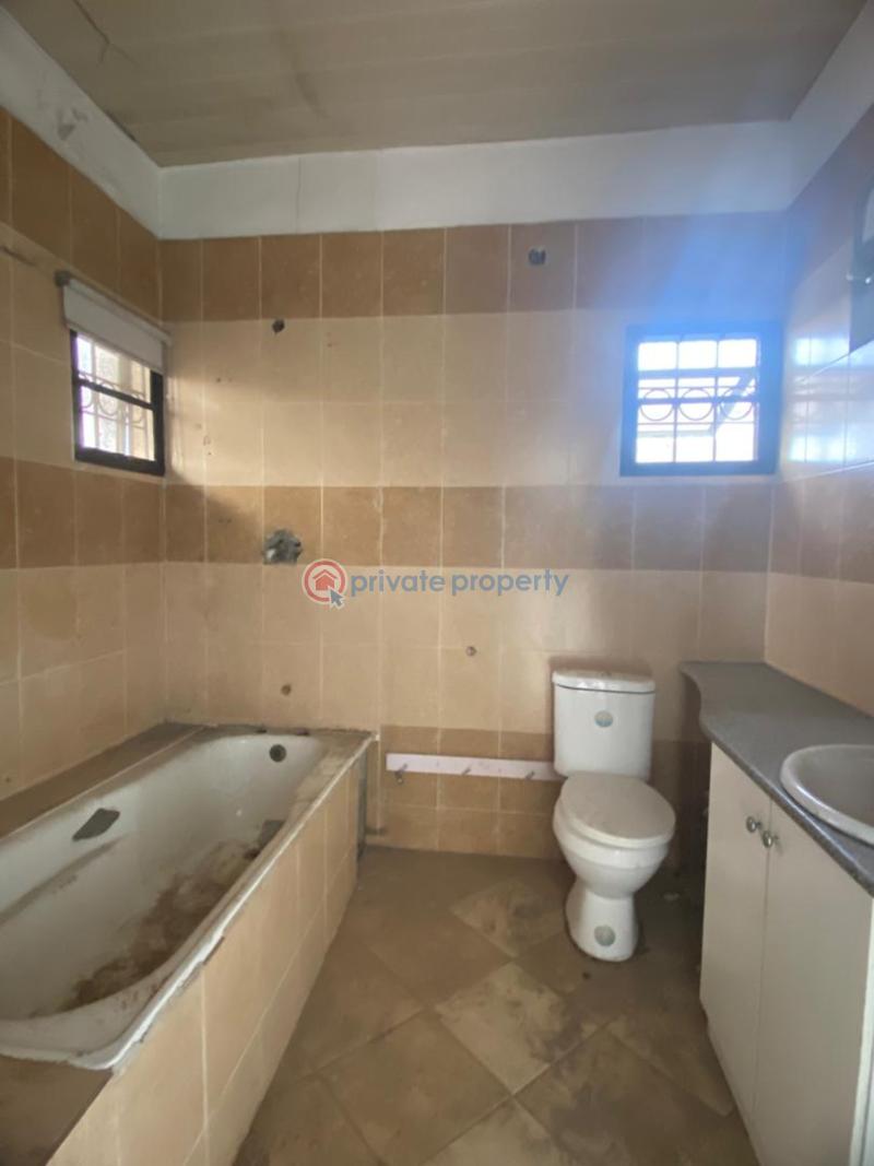 Mall/Complex/Plaza For Rent Lekki Phase 1 Lagos - 9
