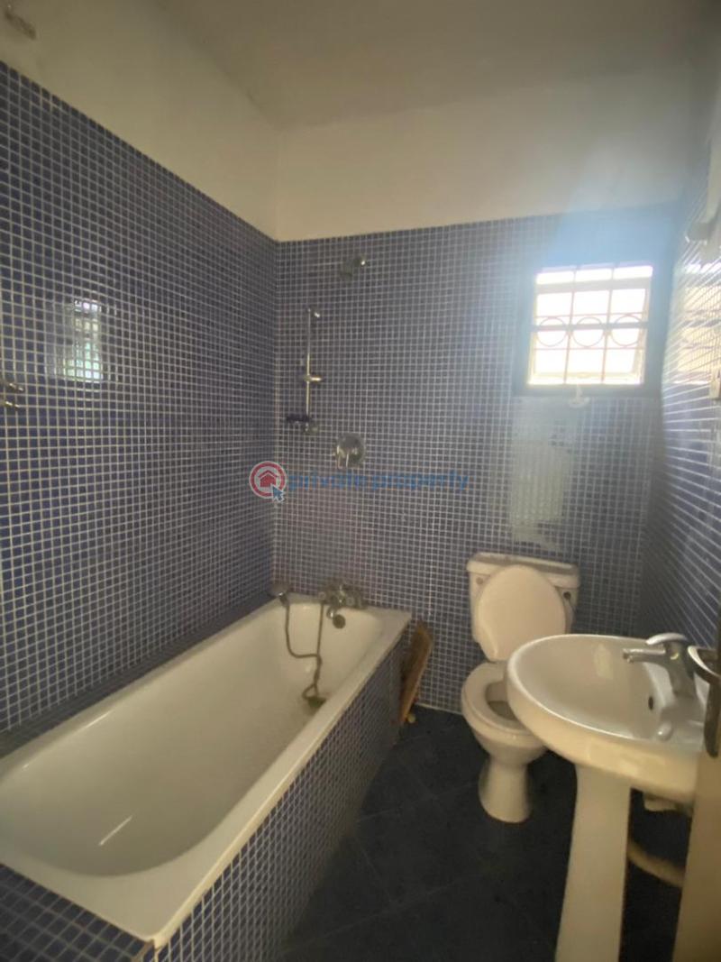 Mall/Complex/Plaza For Rent Lekki Phase 1 Lagos - 13