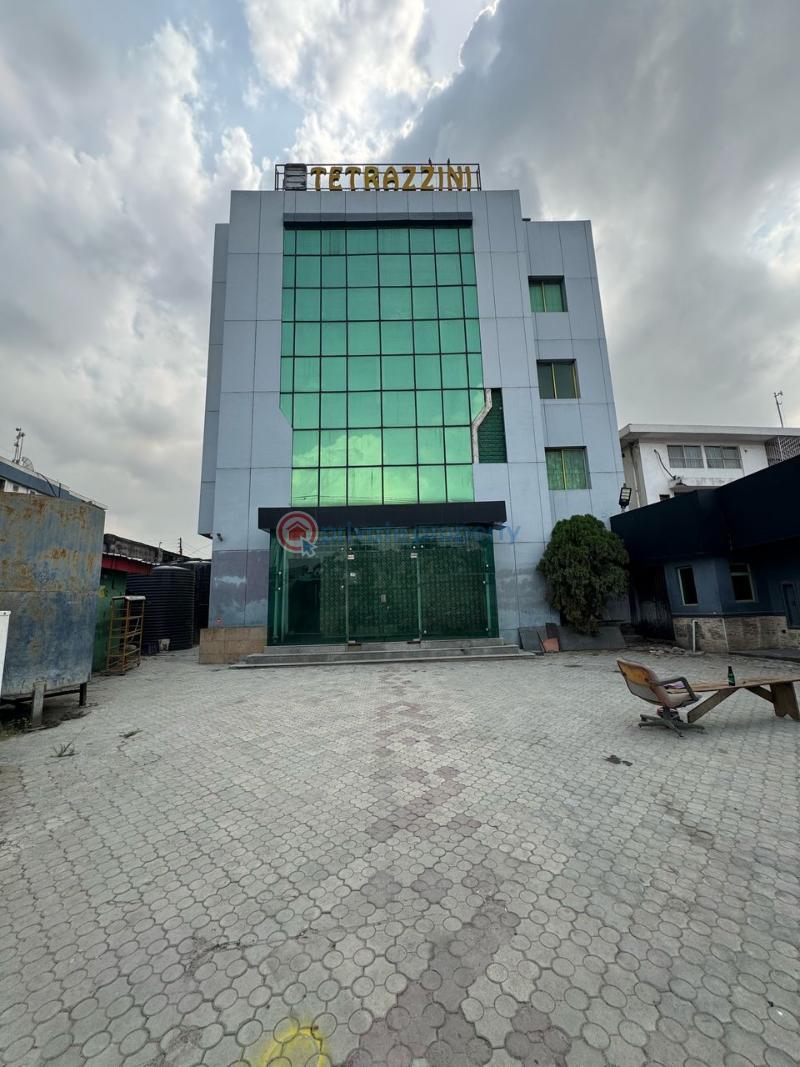 Commercial Property For Rent Victoria Island Lagos - 26